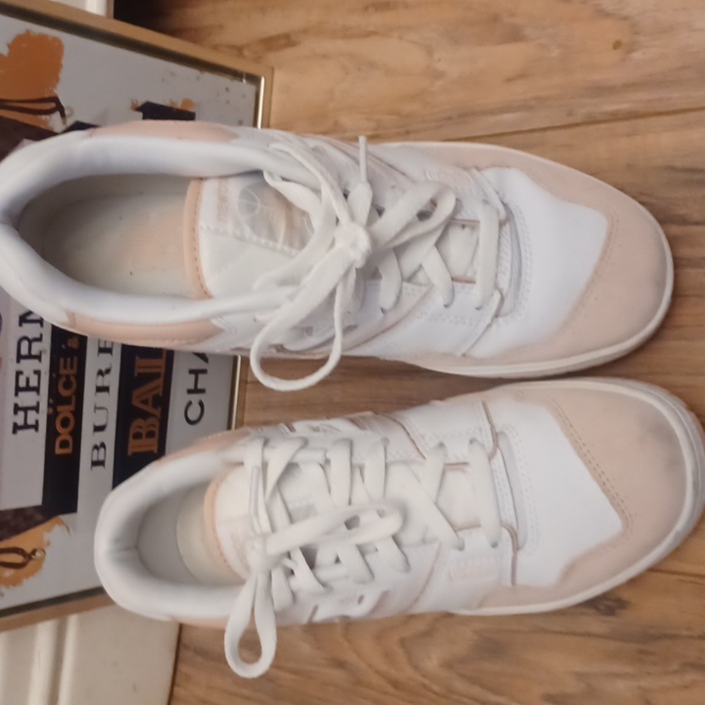New Balance Sneakers
